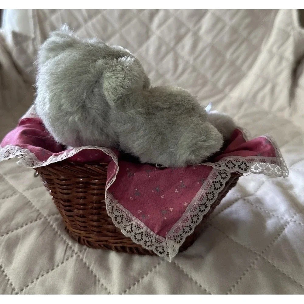 vtg Avon Country Kittens in Basket musical gray cats plush kitties‎ music works